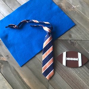 6-18M Tie